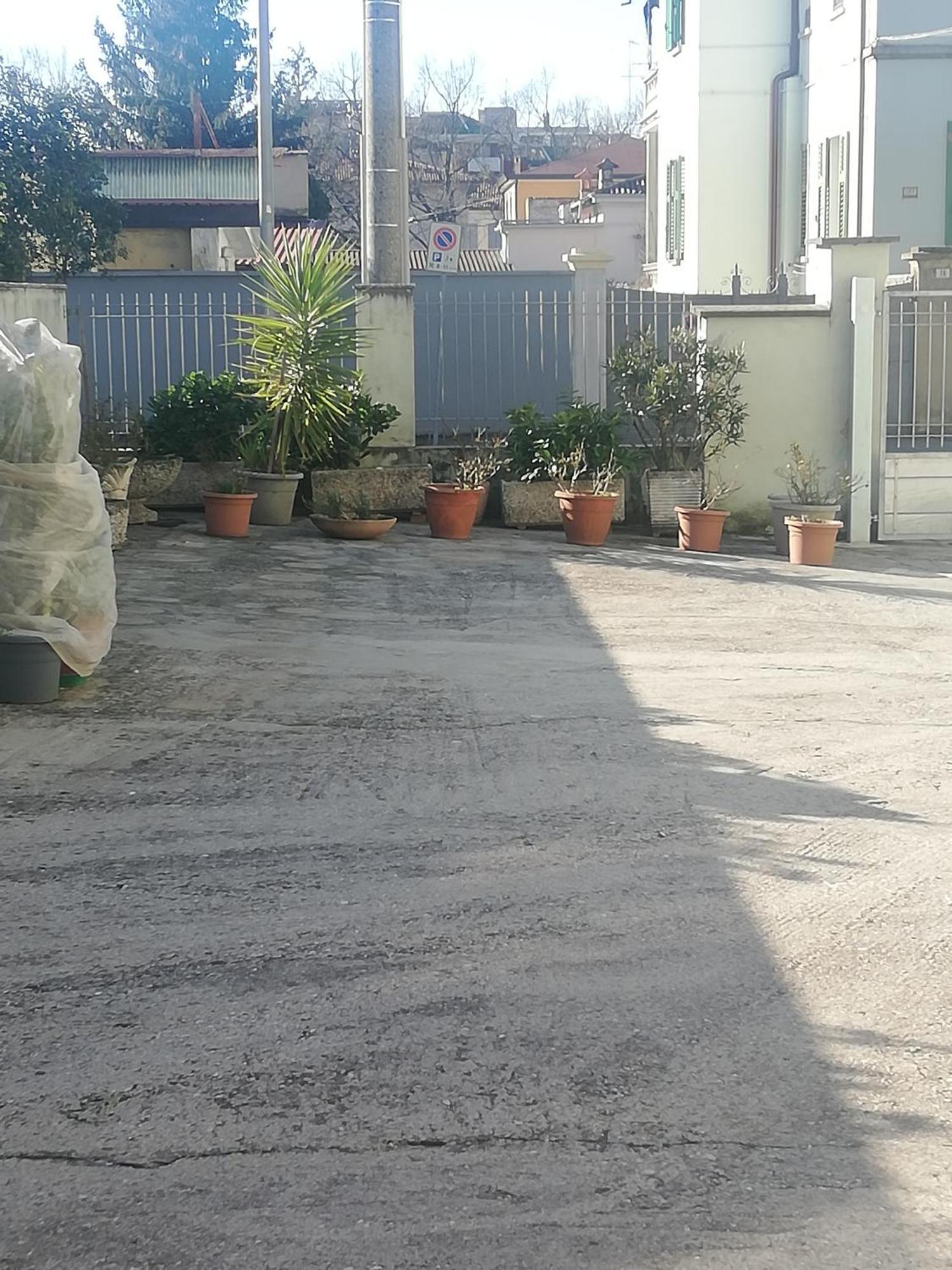 גוריציה Agli Oleandri Appartamento In Villa Con Con Parcheggio מראה חיצוני תמונה